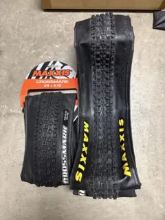 MAXXISマキシス CROSSMARK 29 x 2.10 タイヤ 2本セットのサムネイル