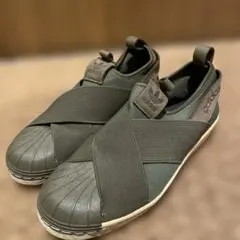 adidas オリーブ クロスバンドスニーカー　スリッポンのサムネイル