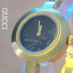 稼働品 訳あり GUCCI 花柄 ゴールド レディース バングル ブレス 腕時計のサムネイル