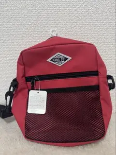 HANG OUT 赤 サコッシュ メッシュポケット付き
