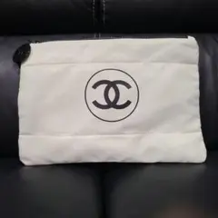 新品　CHANEL シャネル ノベルティ ポーチ　黒　BIGサイズ