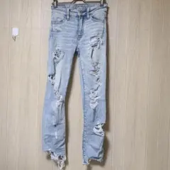 AMERICAN EAGLE　アメリカンイーグル　スキニージーンズ