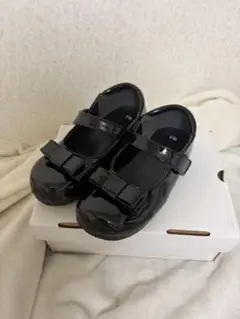 リボン付きブラックシューズ