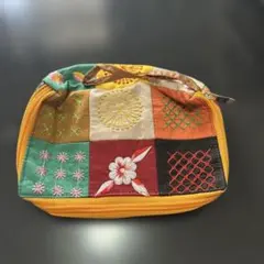 パッチワーク風 刺繍デザイン ポーチ