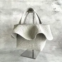 フレアフリル付き丸底マルシェバッグ（L） 2way ヌビバッグ ベージュ