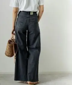 Item thumbnail for item 03ecb4e3-951d-43ef-b92d-c98bd415ab33