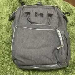 マザーズバック　グレー 多機能リュックバッグ