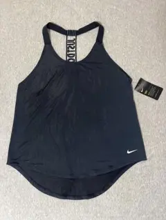 Nike ブラック タンクトップ