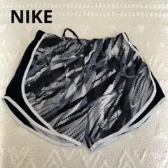 Nike DRI-FIT ショートパンツ Mサイズ