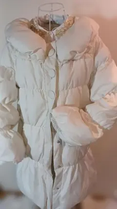 ホワイト ジャケット ボリューム襟