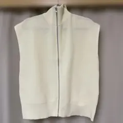 【未使用】ワークマン　ジップアップ ニットベストアイボリー Mサイズ