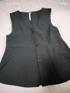 ブラック ベスト Mサイズ