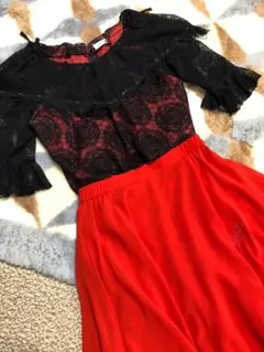 社交ダンスレッド 衣裳 上下 ボディスーツ スカート ビジュー フリンジ フラメ