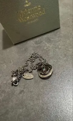 Vivienne Westwoodスモールオーブ ネックレス