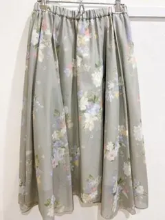 トランテアン♡花柄フレアスカート 36サイズのサムネイル