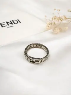FENDI FFロゴ リング シルバーカラー　バケットリング　メタルのサムネイル