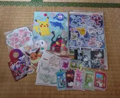 ポケモン　シール・ステッカー・カード等まとめ売り