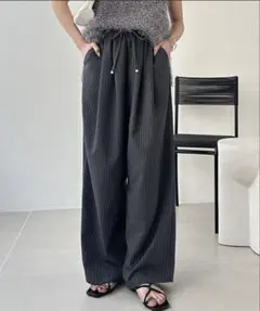 GeeRA 上品見え！ダブルタックワイドイージーパンツ ストライプ 新品未使用