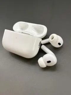 H6】AirPods 4 A3050 MXP63J/A 動作確認済み - メルカリ