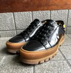 FENDI フェンディ　レザースニーカー　ミュール　サンダル