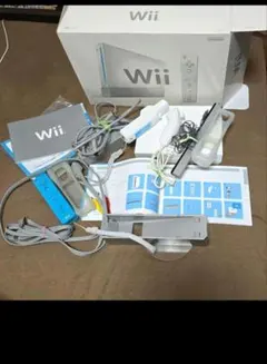 Wii本体 ホワイト リモコン２個つきセット