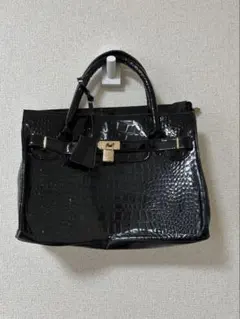 B5 黒 エナメル クロコダイル風 ハンドバッグ