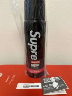 Supreme SIGG 0.75L 水筒のサムネイル