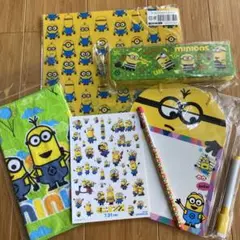 【ミニオン】　メッセージボード　映画シール　文房具　ミニタオル　他6点セット