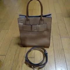 FRAY I.D ブラウン ハンドバッグ 取り外し可能ストラップ付き 未使用
