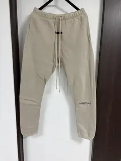 エッセンシャルズ ジョガーパンツ