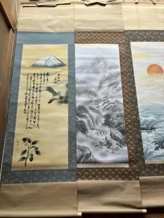 掛け軸 三幅対 山水画 花鳥画 鯉 鷺 縁起 456月に - メルカリ