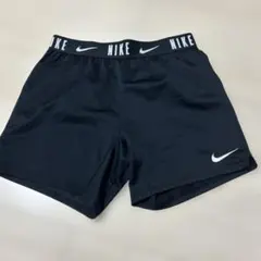 NIKE ショートパンツ　キッズM 140-150