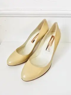新品イギリス Rupart Sanderson アイボリーベージュ パンプス35のサムネイル