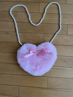 ハート型ファーポシェット　ピンク