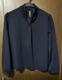 ボータイ風ネック　ネイビー 長袖ブラウス　Ｌサイズ