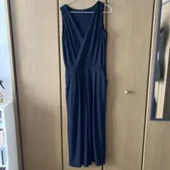 UNIQLO ブラック オールインワン