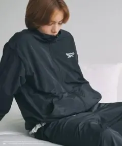 Reebok 4wayリバーシブル裏フリースデタッチャブルブルゾン S ブラック