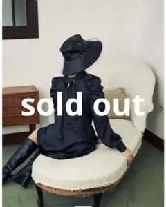 バックリボンギャザースリーブラウス