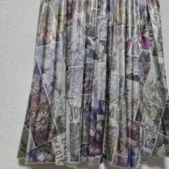 スカラー　キラキラ　プリーツスカート