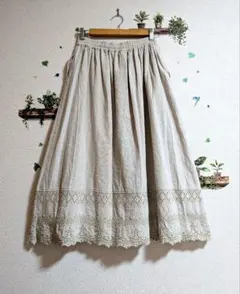 【お値下げ中】SM2　 ペチスカート　刺繍レ―ス　ギャザーたっぷりロングスカートのサムネイル