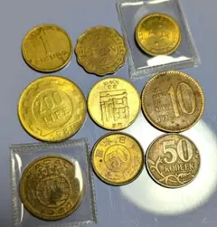 さまざまな黄銅貨のサムネイル