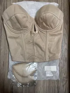 トリートドレッシング ショートビスチェC70