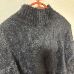 韓国で購入　試着のみ　セーター　黒