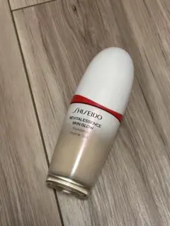 SHISEIDO エッセンススキングロウファンデーション140