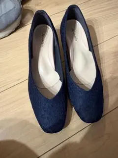 Item thumbnail for item 141e3c9f-0f27-4810-82cf-d4ad36a0fa82