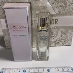 Miss Dior Blooming Bouquet ローラー香水・紙袋