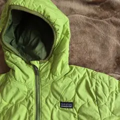 patagonia フード付きリバーシブルアウター ライムグリーン