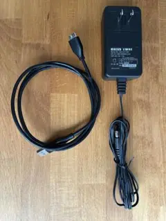 ACアダプター、USBa-MicroBコード