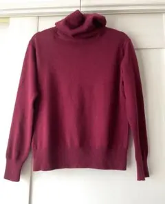 UNIQLO カシミヤ　タートルネックセーター M