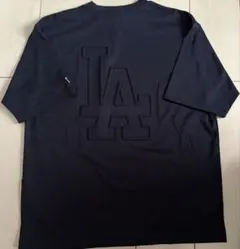 新品　LL サイズ　MLB ドジャース　半袖Tシャツ　エンボス　ネイビーのサムネイル